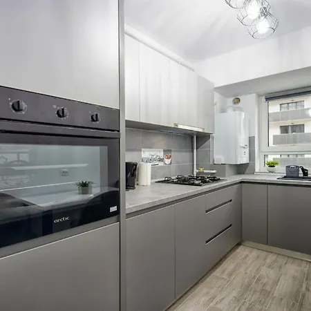 Cozy Apartament Brasov Exterior photo